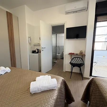 Newhouse Argiro Deluxe 3* Bari